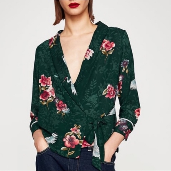 Zara Tops - NWT Zara Green Kimono Sleeve Wrap Top XL
